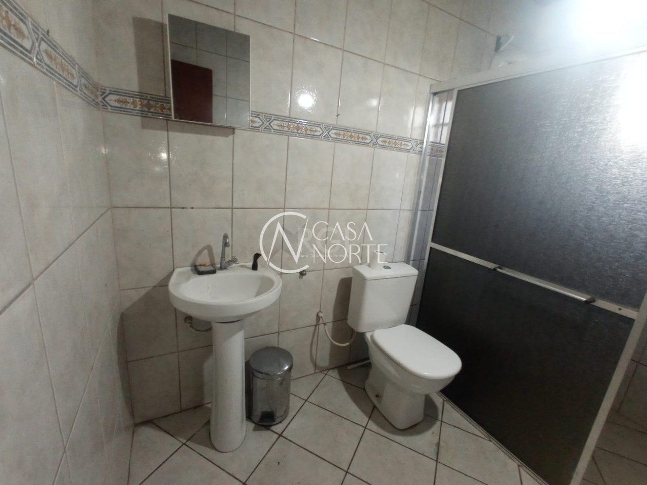 Casa à venda com 2 quartos, 70m², 3 vagas, Beco da Vitória no bairro Boa Vista do Sul em Porto Alegre