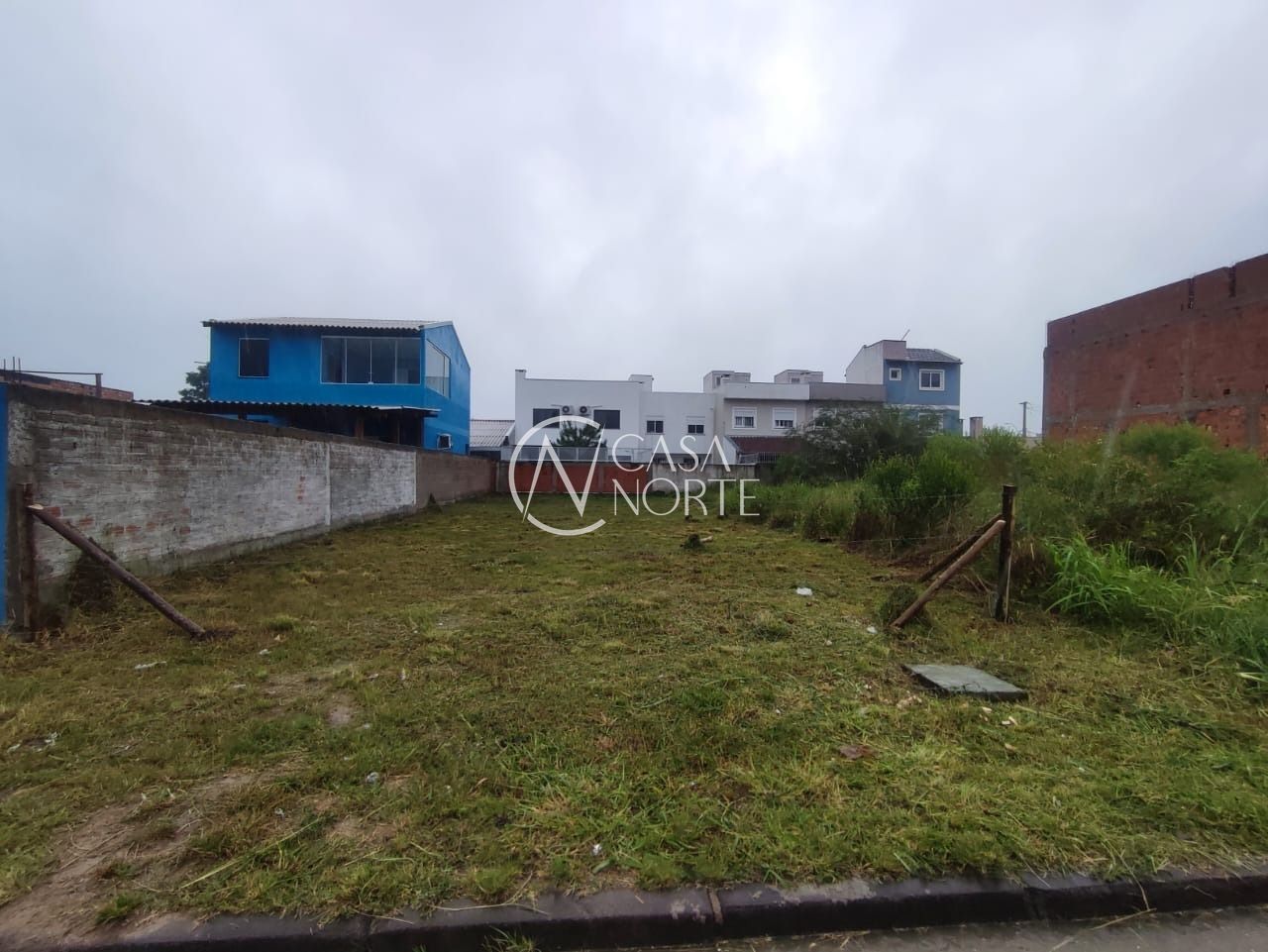 Terreno à venda  com 200m², Rua Jorge Babot Miranda no bairro Aberta dos Morros em Porto Alegre