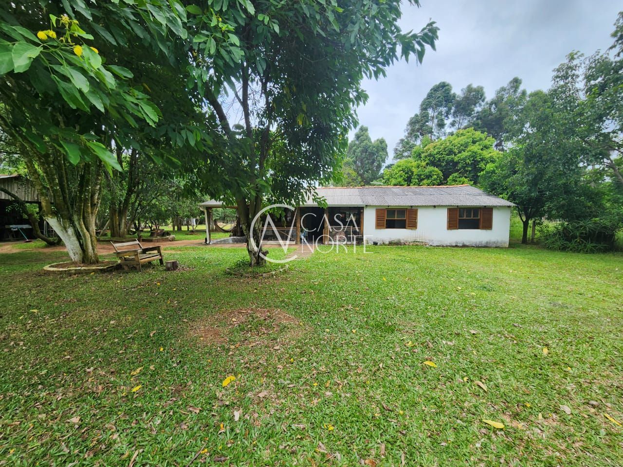 Sítio à venda com 3 quartos com 4000m², 3 vagas, Beco do Ricardinho no bairro Zona Rural em Porto Alegre