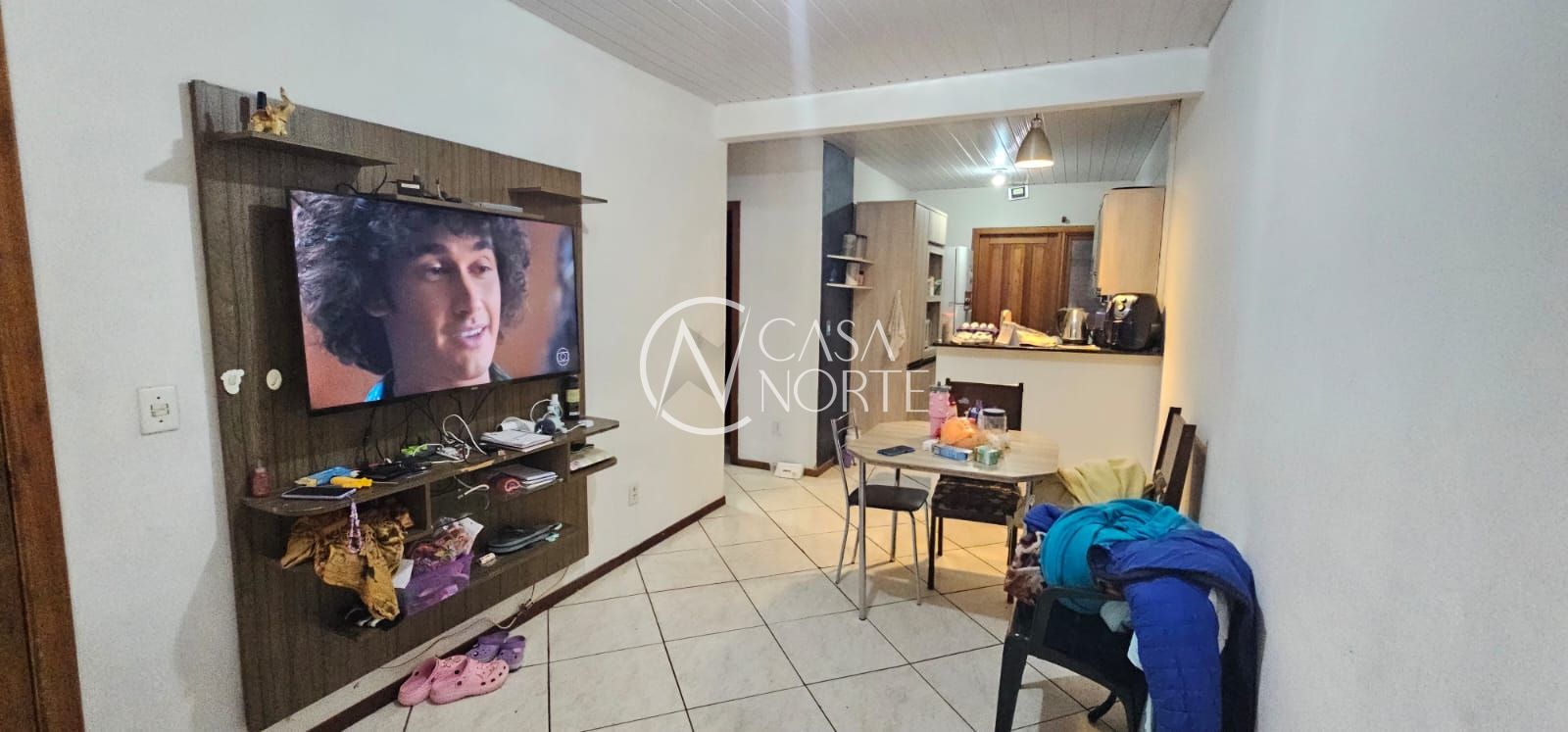 Casa à venda com 4 quartos, 66m², 1 suíte, 1 vaga, Rua Francesco Rosito no bairro Hípica em Porto Alegre