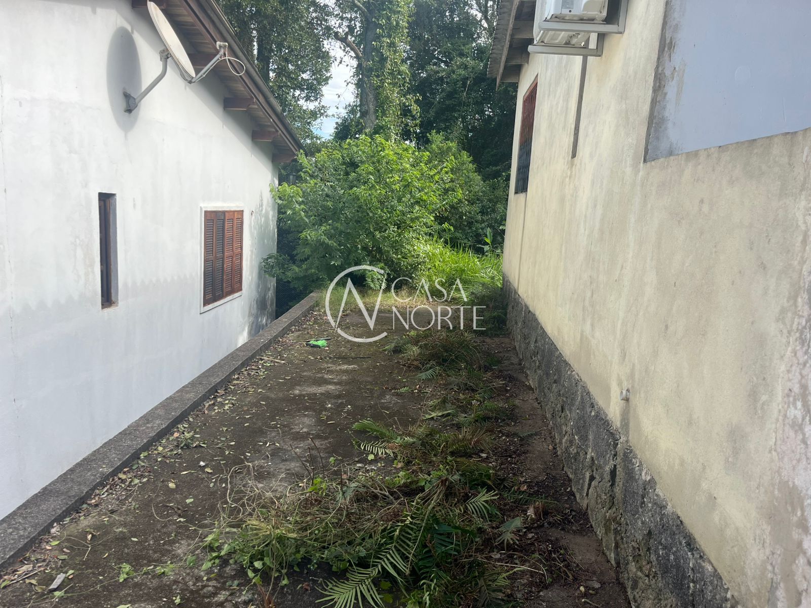 Casa à venda com 2 quartos, 54m², 2 vagas, Estrada João Passuelo no bairro Vila Nova em Porto Alegre