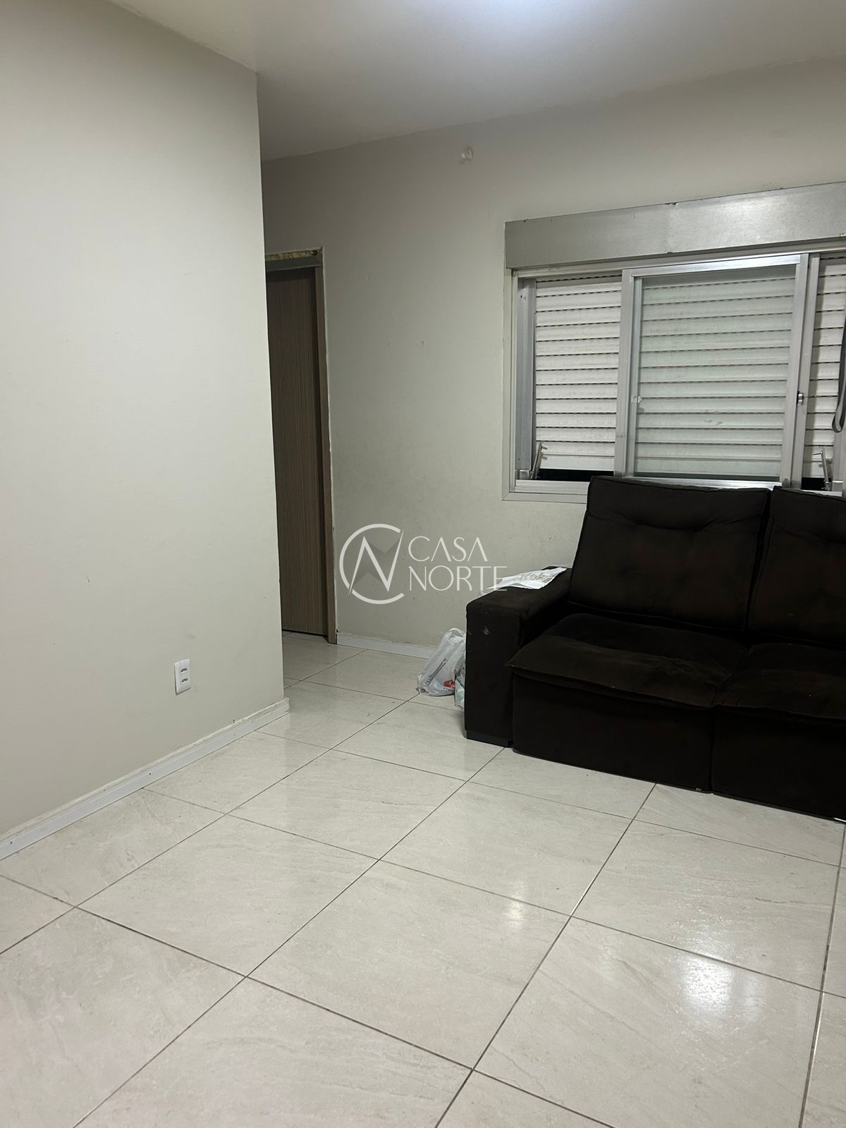 Apartamento à venda com 2 quartos, 45m², Rua David Cherman no bairro Restinga em Porto Alegre