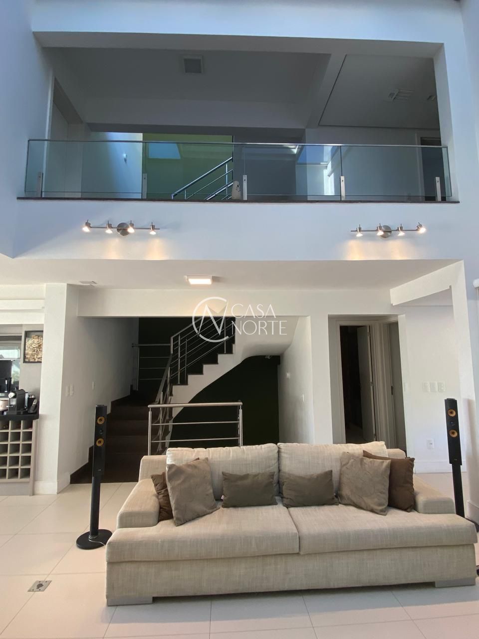 Casa à venda com 4 quartos, 422m², 3 suítes, 3 vagas, Rua Conselheiro Xavier da Costa no bairro Ipanema em Porto Alegre