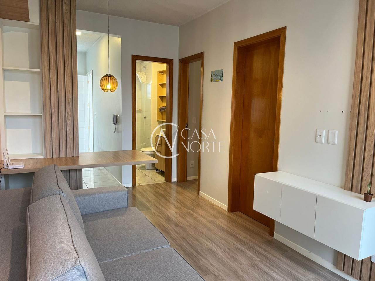 Casa à venda com 2 quartos, 49m², 1 vaga, Rua Nair Garcia Martins no bairro Restinga em Porto Alegre