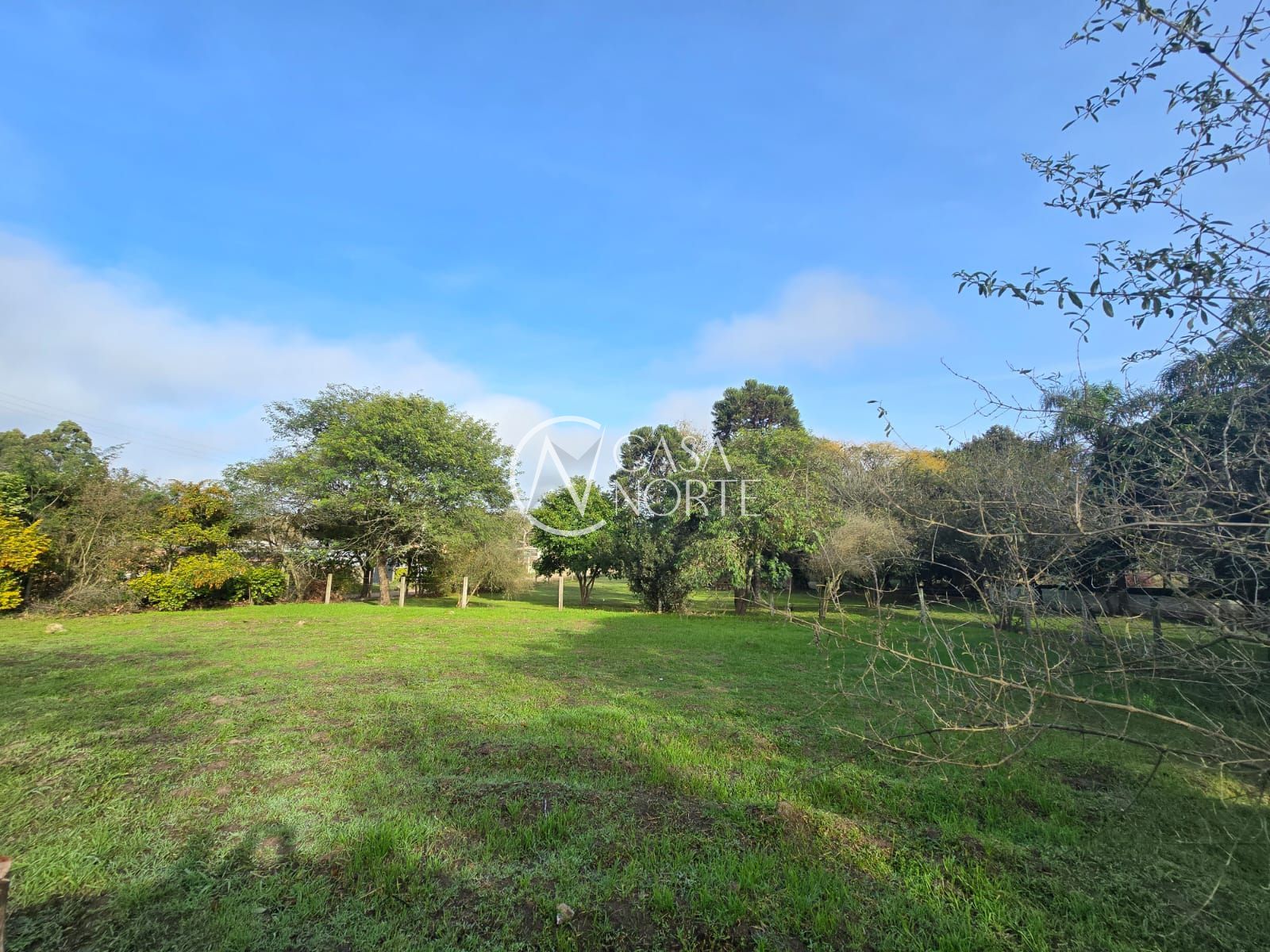 Sítio à venda com 3 quartos, 130m², 1 suíte, 6 vagas, Estrada Barro Vermelho no bairro Restinga em Porto Alegre