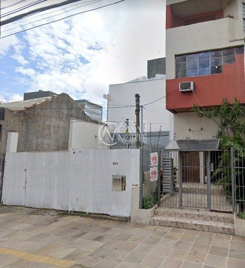 Pavilhão à venda  com 240m², Rua General Caldwell no bairro Menino Deus em Porto Alegre