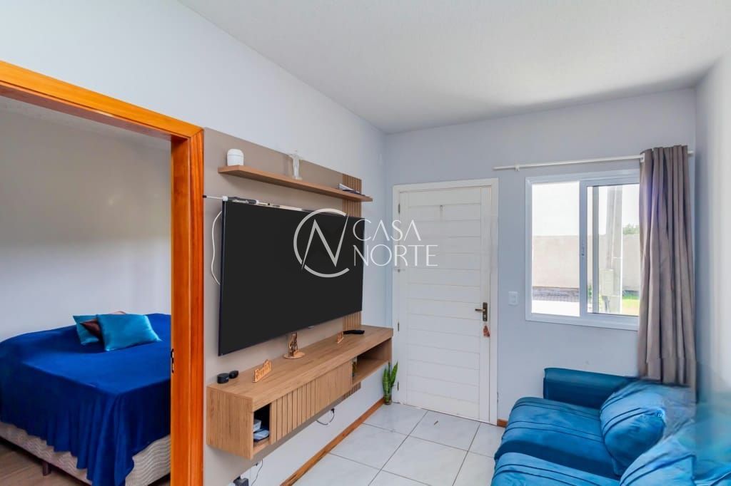 Casa de Condomínio à venda com 2 quartos, 99m², 1 vaga, Rua Nair Garcia Martins no bairro Restinga em Porto Alegre