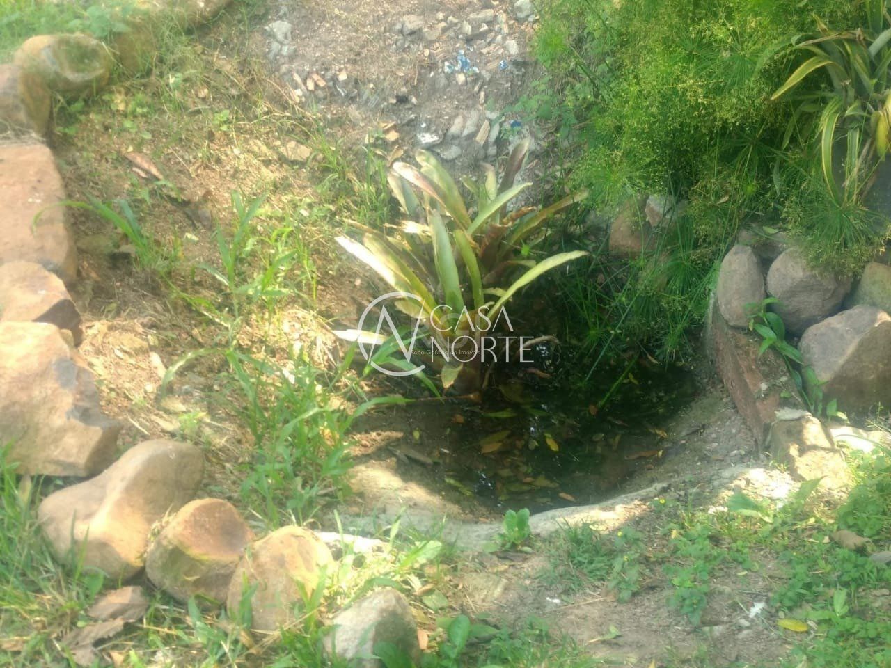 Terreno à venda  com 1m², Avenida Professor Oscar Pereira no bairro Cascata em Porto Alegre