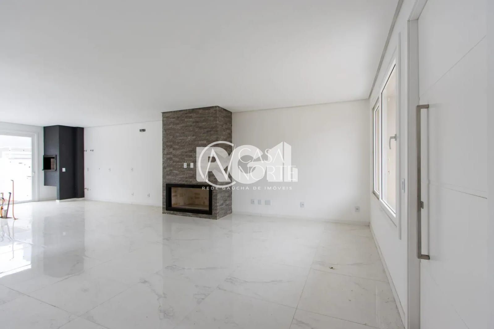 Casa de Condomínio à venda com 3 quartos, 164m², 3 suítes, 2 vagas, Rua Monsenhor Augusto Dalvit no bairro Aberta dos Morros em Porto Alegre