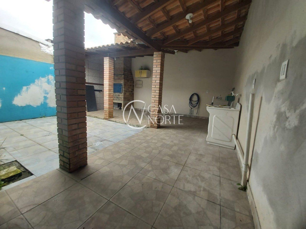 Casa à venda com 3 quartos, 58m², 2 vagas, Rua Doutor Raphael Loro no bairro Hípica em Porto Alegre