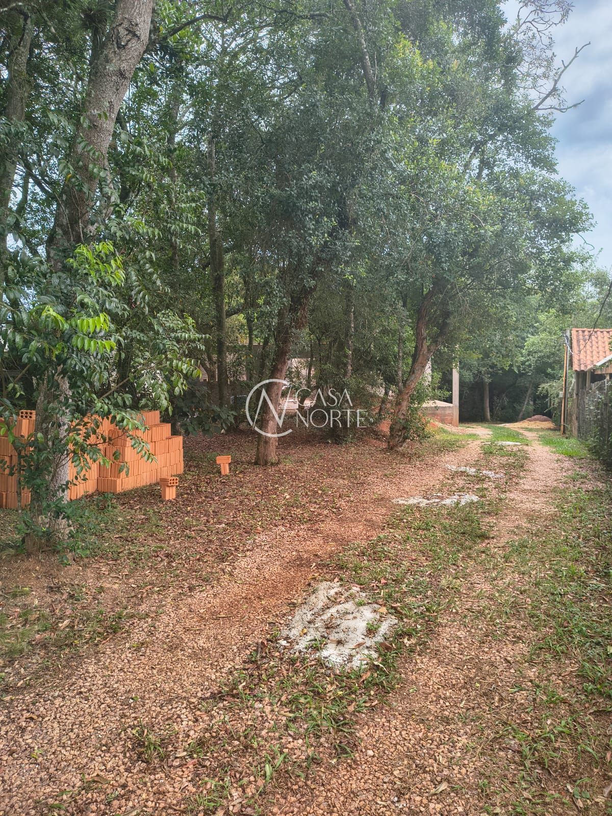 Casa à venda com 2 quartos, 100m², 3 vagas, Estrada Júlio Antônio Pereira no bairro Hípica em Porto Alegre