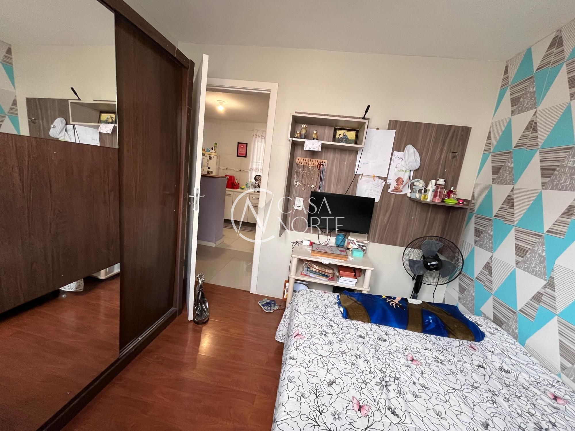 Apartamento à venda com 2 quartos, 45m², 1 vaga, Estrada Barro Vermelho no bairro Restinga em Porto Alegre