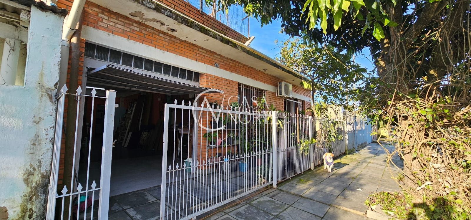 Casa à venda com 3 quartos, 100m², 2 vagas, Rua Israel Starosta no bairro Restinga em Porto Alegre
