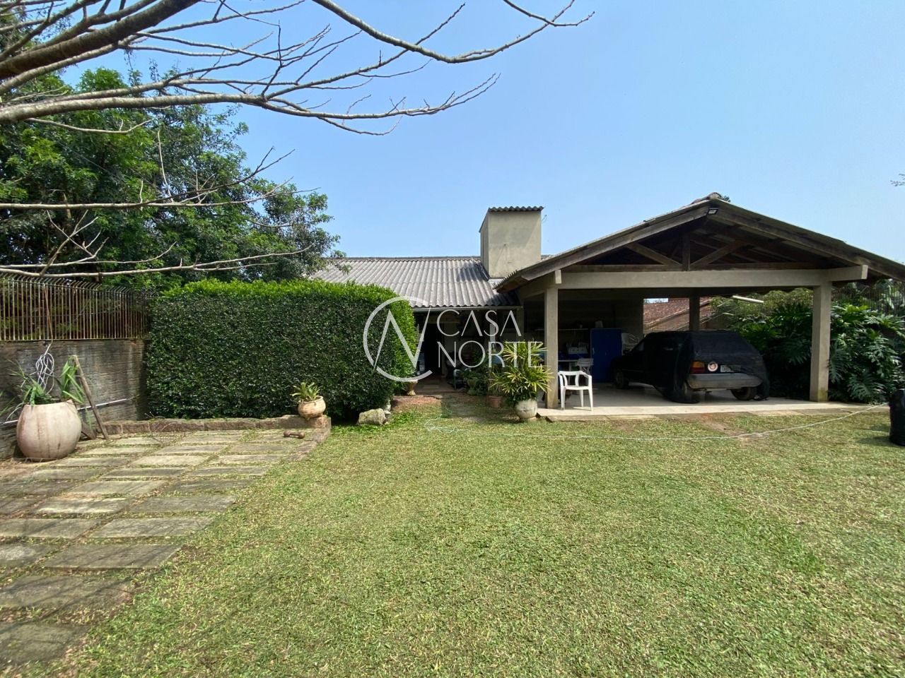 Casa à venda com 3 quartos, 88m², 3 vagas, Estrada Júlio Antônio Pereira no bairro Hípica em Porto Alegre