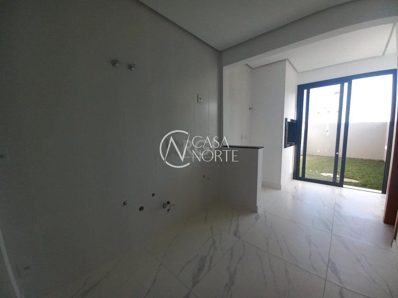 Casa à venda com 2 quartos, 128m², 2 suítes, 2 vagas, Rua Álvaro Pedro da Rosa no bairro Aberta dos Morros em Porto Alegre