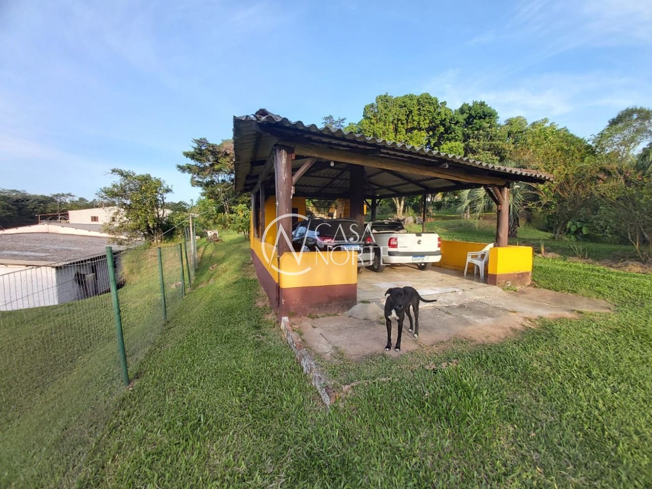 Sítio à venda com 2 quartos, 7846m², 3 vagas, Avenida João Antônio Silveira no bairro Lomba do Pinheiro em Porto Alegre