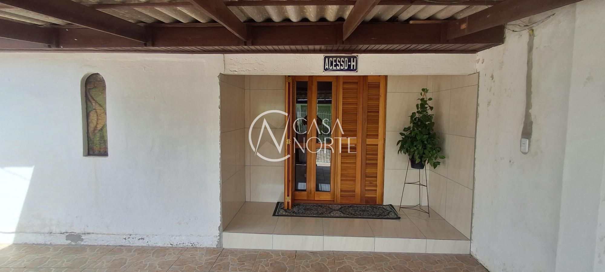Casa à venda com 2 quartos, 120m², 1 suíte, 2 vagas, Acesso H no bairro Restinga em Porto Alegre