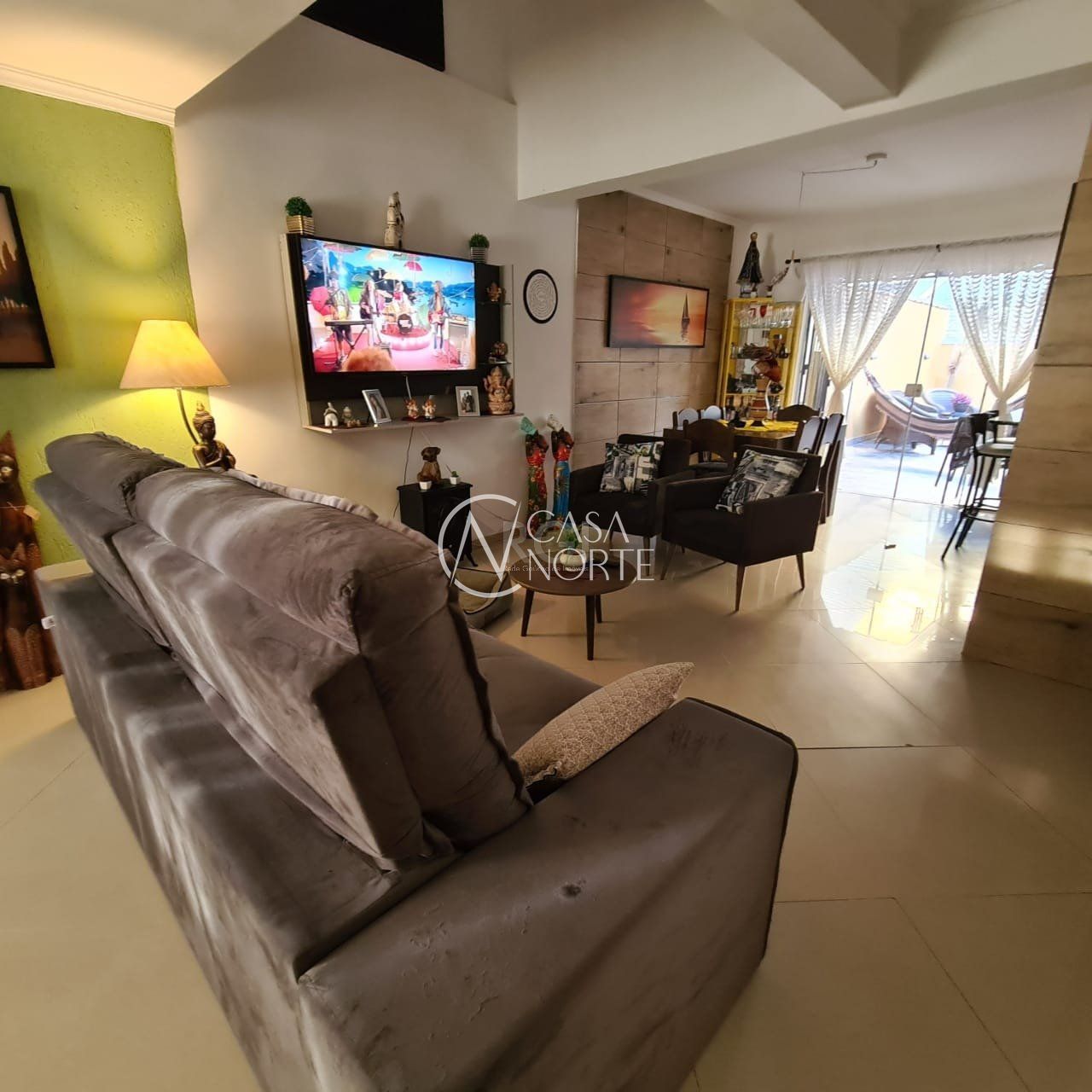 Sobrado à venda com 4 quartos, 125m², 1 suíte, 2 vagas, Rua Baldoino Bottini no bairro Hípica em Porto Alegre