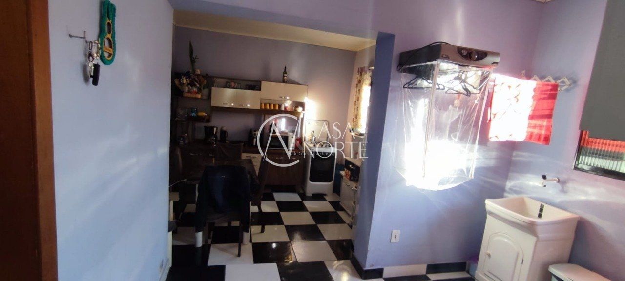 Casa à venda com 2 quartos, 55m², 2 vagas, Rua Mississipi no bairro Restinga em Porto Alegre