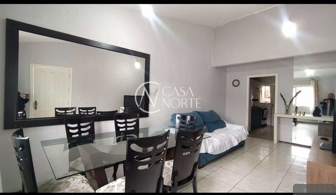 Casa à venda com 3 quartos, 57m², 2 vagas, Rua Ruth Totta no bairro Hípica em Porto Alegre