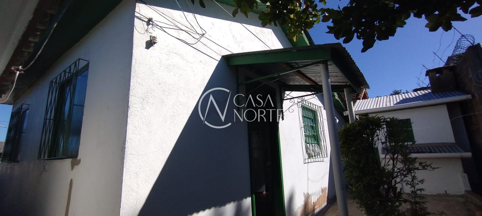 Casa à venda com 2 quartos, 100m², 1 vaga, Rua Bandeirantes-Lomba do Pinheiro no bairro Lomba do Pinheiro em Porto Alegre