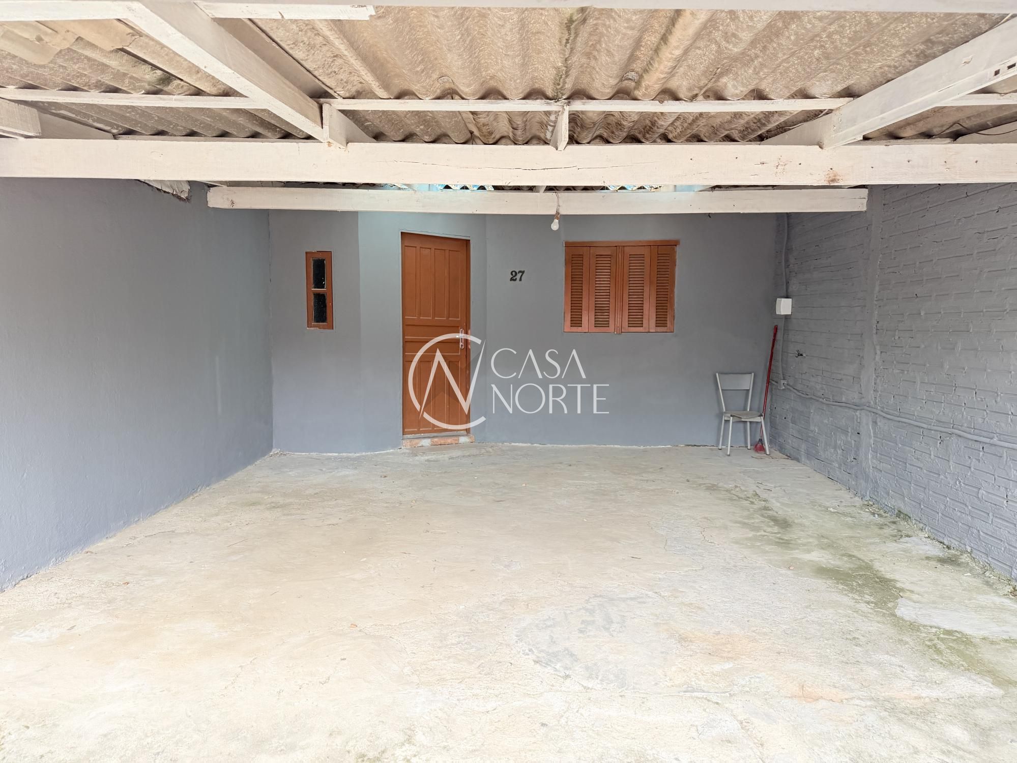 Casa à venda com 1 quarto, 38m², 3 vagas, Rua do Schneider no bairro Hípica em Porto Alegre