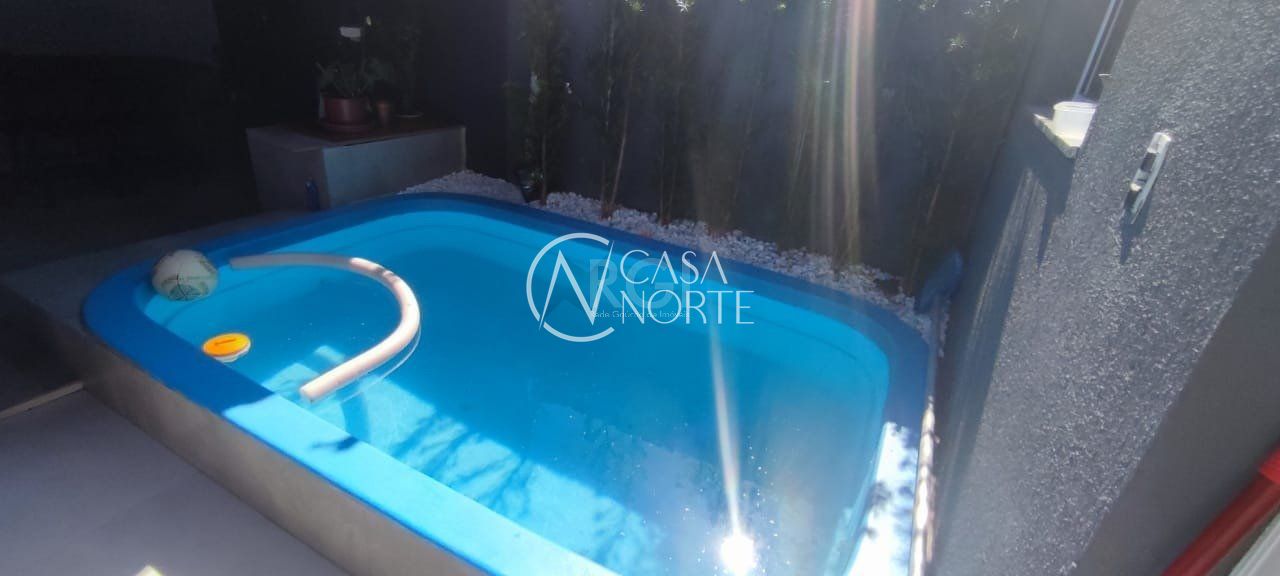 Casa à venda com 3 quartos, 130m², 1 suíte, 2 vagas, Rua Pedro da Silva Nava no bairro Aberta dos Morros em Porto Alegre