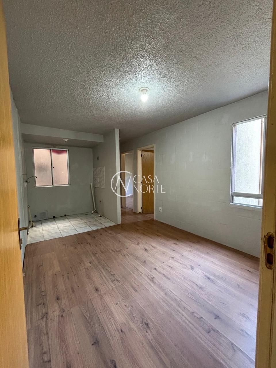 Apartamento à venda com 2 quartos, 38m², 1 vaga, Avenida João Antônio Silveira no bairro Lomba do Pinheiro em Porto Alegre
