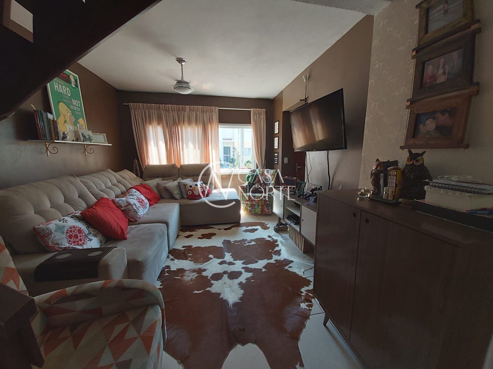 Casa à venda com 3 quartos, 147m², 1 suíte, 1 vaga, Avenida Edgar Pires de Castro no bairro Hípica em Porto Alegre