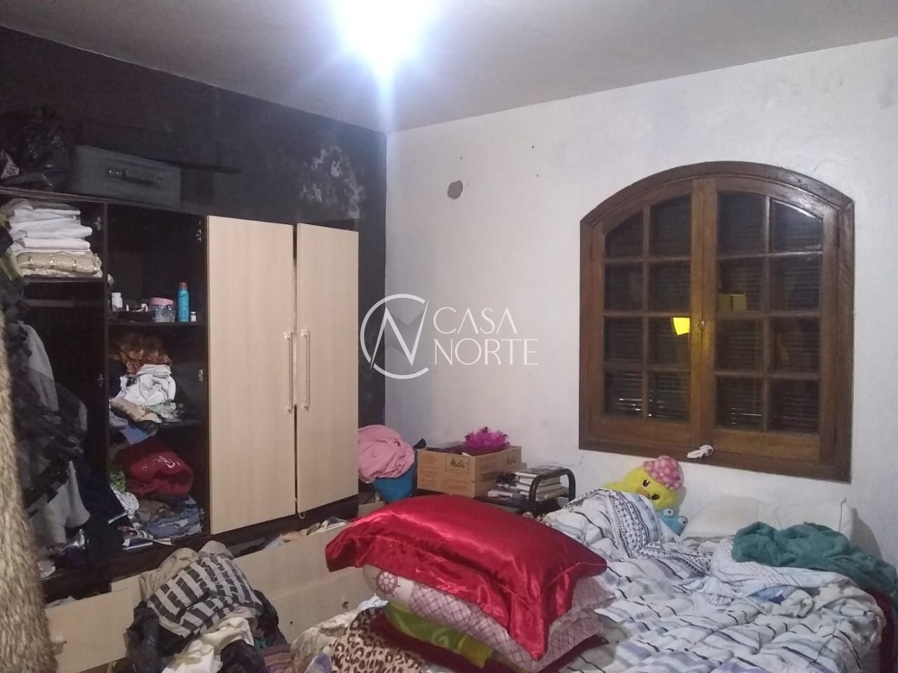 Casa à venda com 2 quartos, 250m², 1 suíte, 2 vagas, Rua Jair de Moura Calixto no bairro Ipanema em Porto Alegre