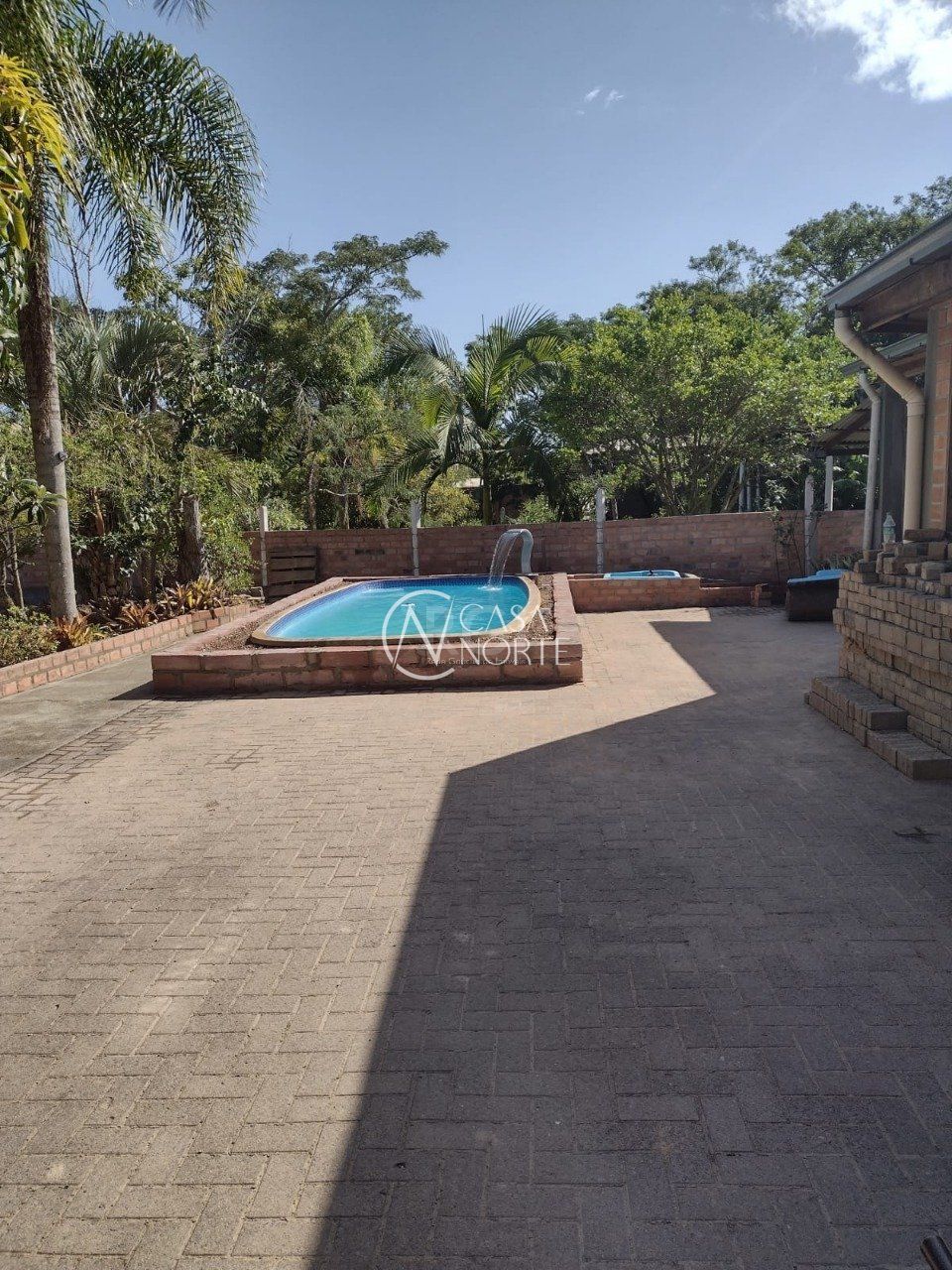 Sítio à venda com 3 quartos, 254m², 1 suíte, 15 vagas, Rua dos Araças no bairro São Caetano em Porto Alegre