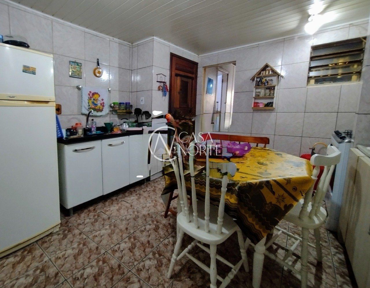 Casa à venda com 3 quartos, 110m², 3 vagas, Rua Engenheiro Oscar de Oliveira Ramos no bairro Restinga em Porto Alegre