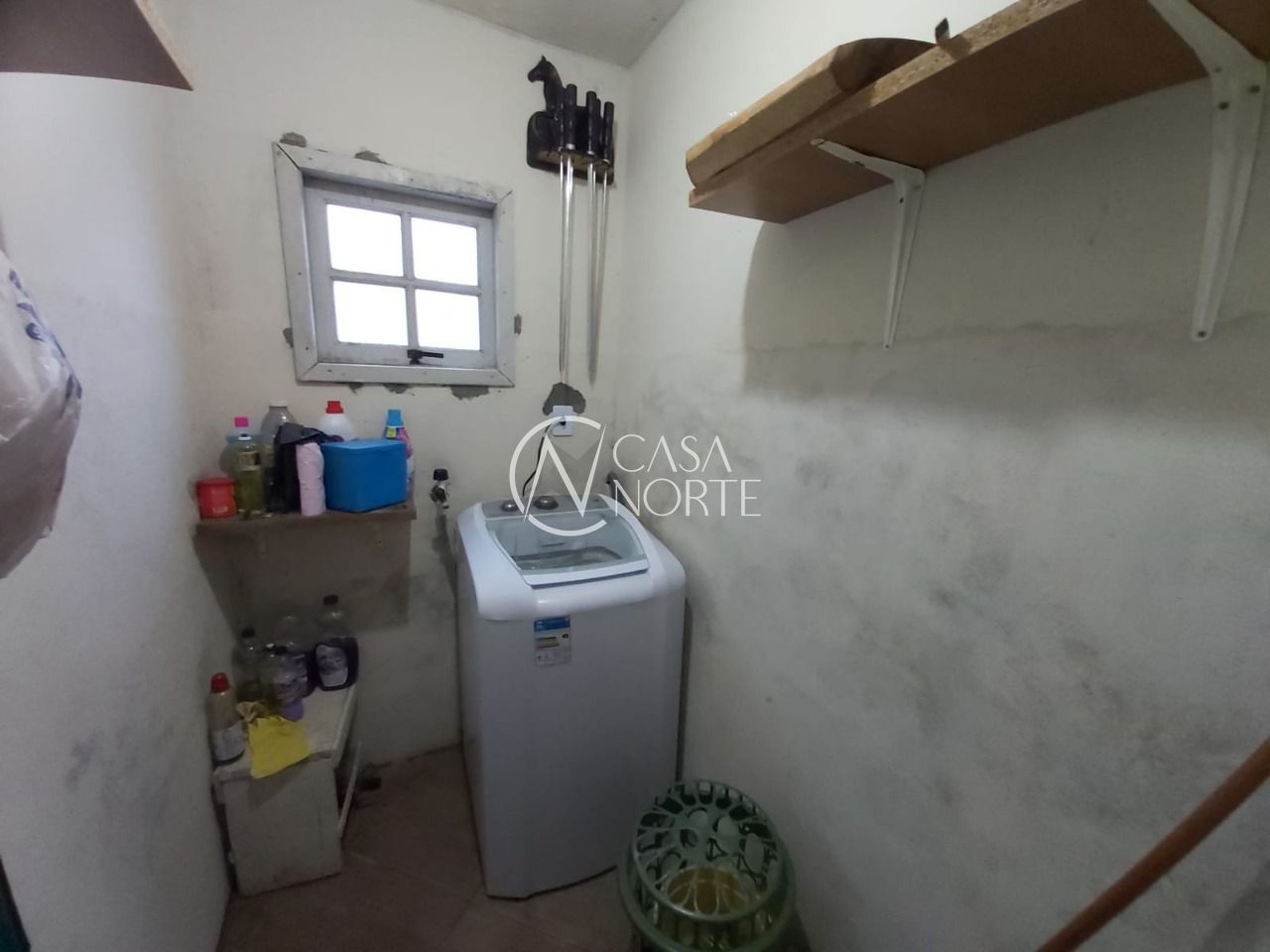 Casa à venda com 2 quartos, 100m², 1 suíte, 2 vagas, Rua Mário Vieira Marques no bairro Hípica em Porto Alegre