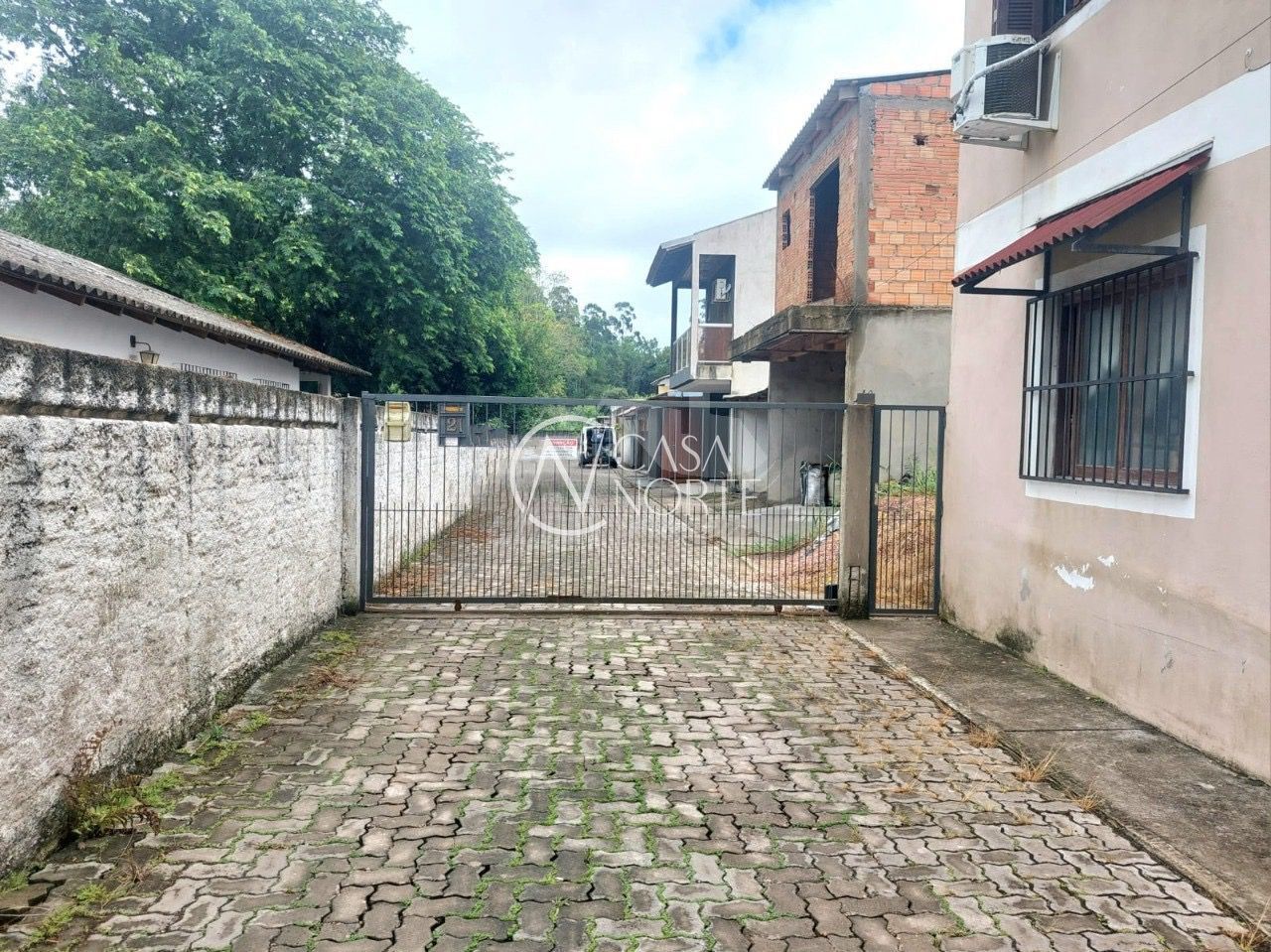 Casa de Condomínio à venda com 1 quarto, 35m², Rua das Espatódeas no bairro Ponta Grossa em Porto Alegre