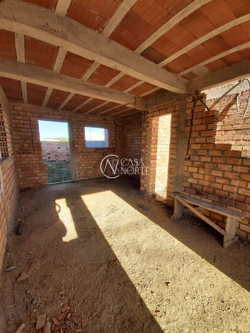 Casa à venda com 2 quartos, 100m², 1 suíte, 2 vagas, Rua Jorge Babot Miranda no bairro Aberta dos Morros em Porto Alegre