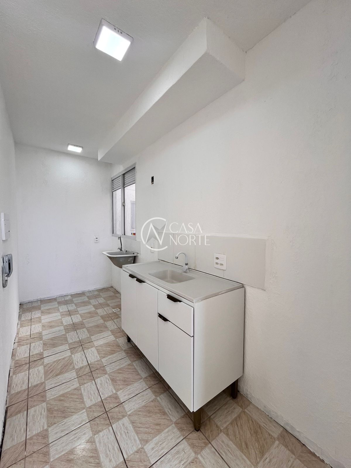 Apartamento à venda com 2 quartos, 41m², 1 vaga, Rua Sabino Pereira Nunes no bairro Restinga em Porto Alegre