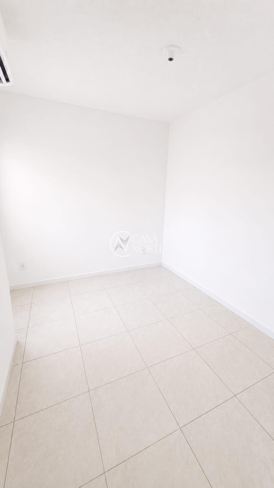 Apartamento à venda com 2 quartos, 47m², 1 vaga, Rua Napoleão Jacques da Rosa no bairro Restinga em Porto Alegre