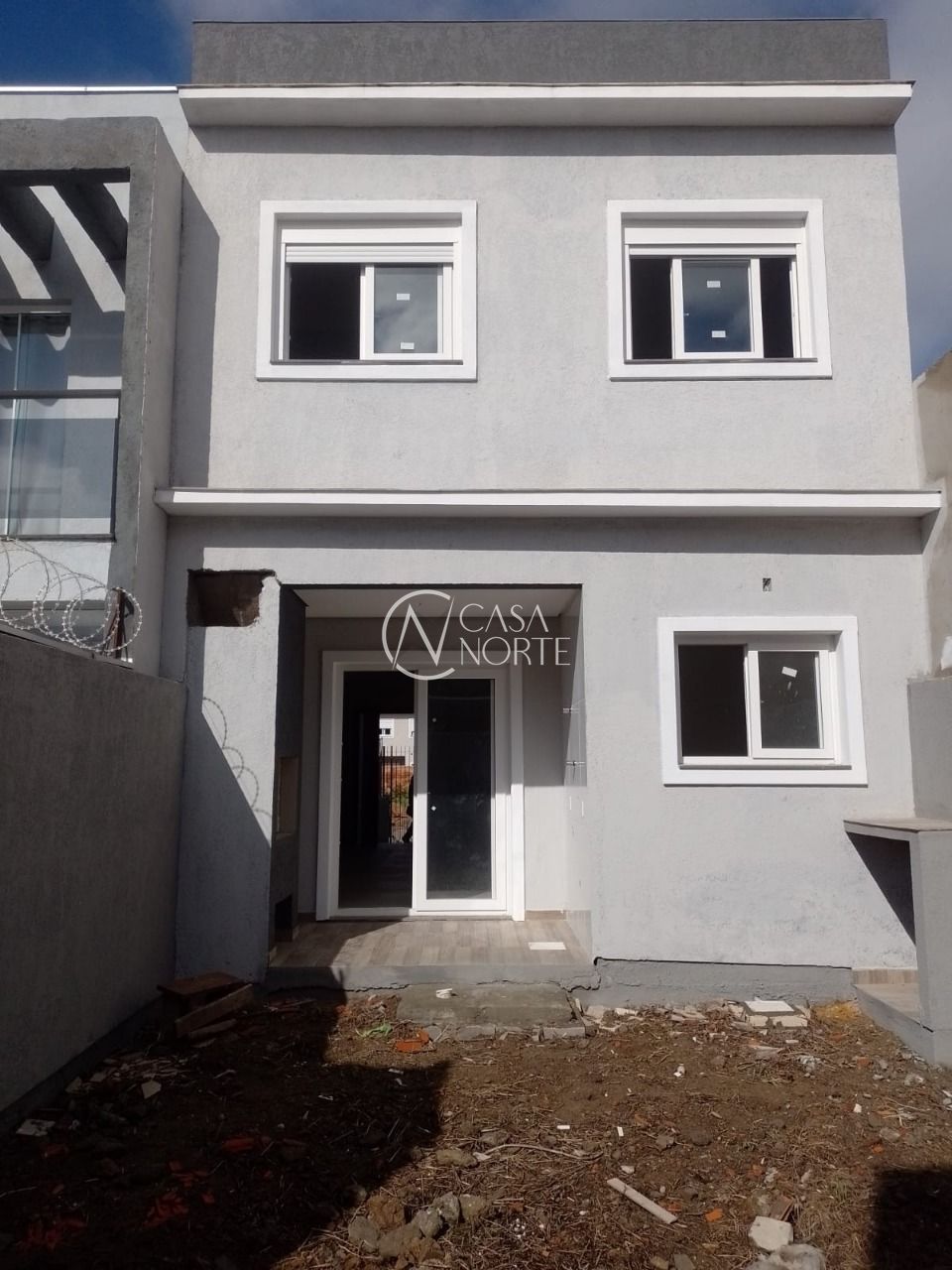 Casa à venda com 3 quartos, 98m², 1 suíte, 2 vagas, Rua Jorge Babot Miranda no bairro Aberta dos Morros em Porto Alegre