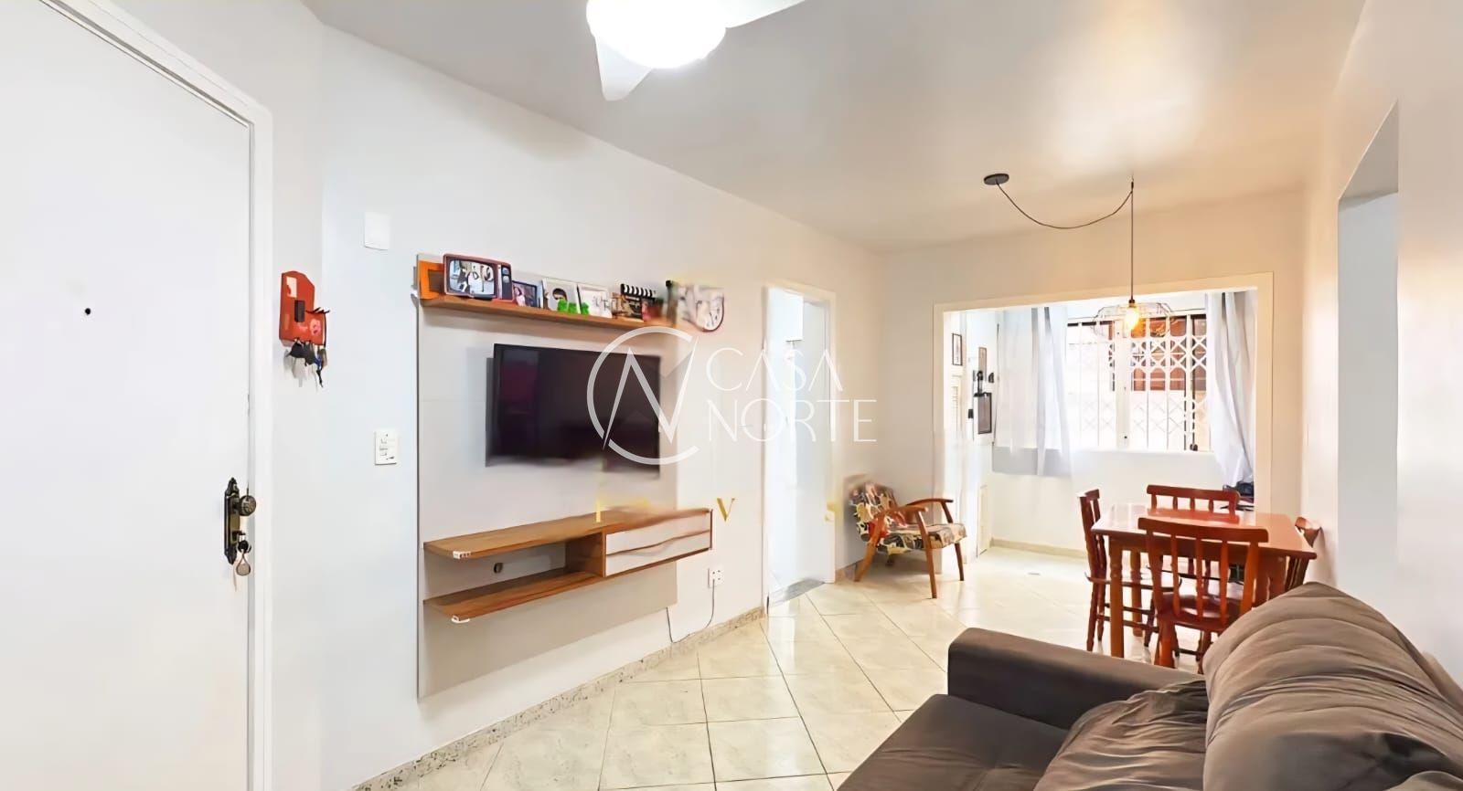 Apartamento à venda com 3 quartos, 70m², 1 vaga, Avenida da Cavalhada no bairro Cavalhada em Porto Alegre