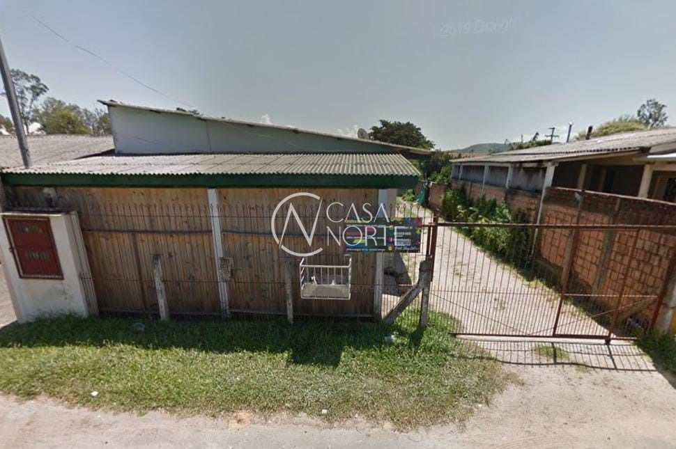 Casa à venda com 4 quartos, 200m², 4 vagas, Rua Laranjeiras no bairro Restinga em Porto Alegre