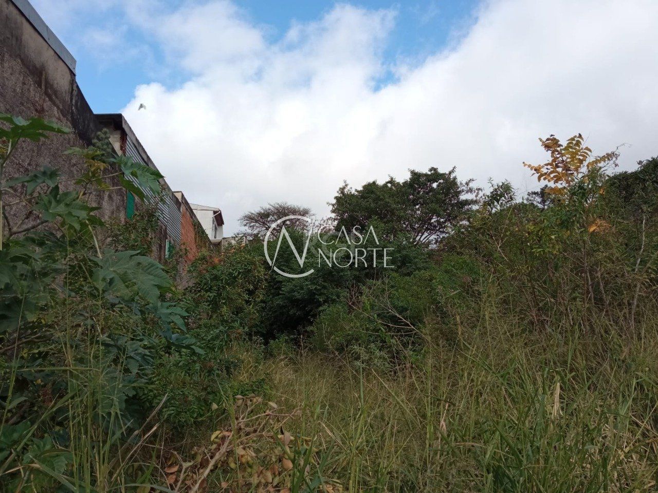 Terreno à venda  com 135900m², Rua Frederico Etzberger no bairro Nonoai em Porto Alegre