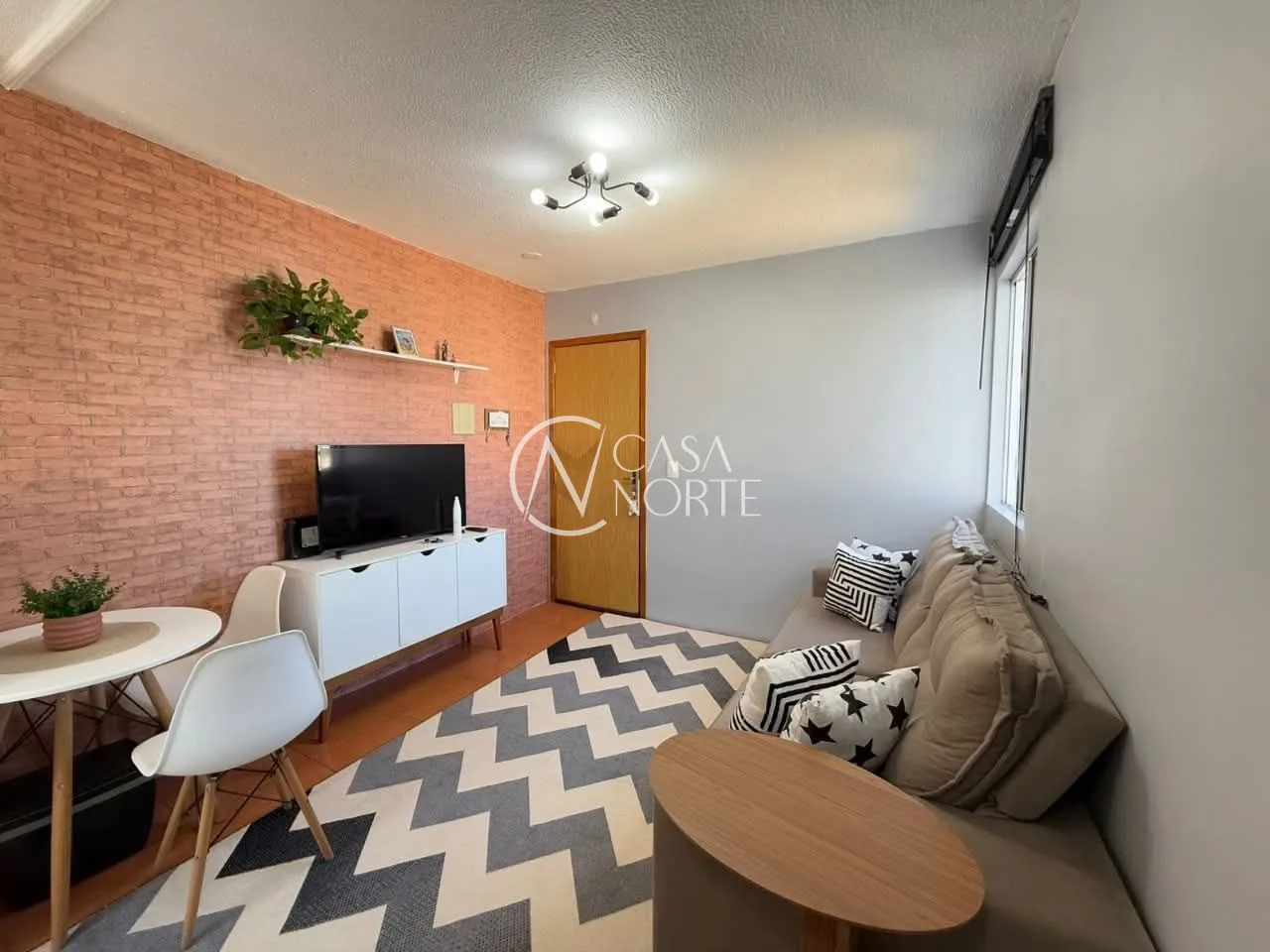 Apartamento à venda com 2 quartos, 38m², 1 vaga, Rua Capitão Pedroso no bairro Restinga em Porto Alegre