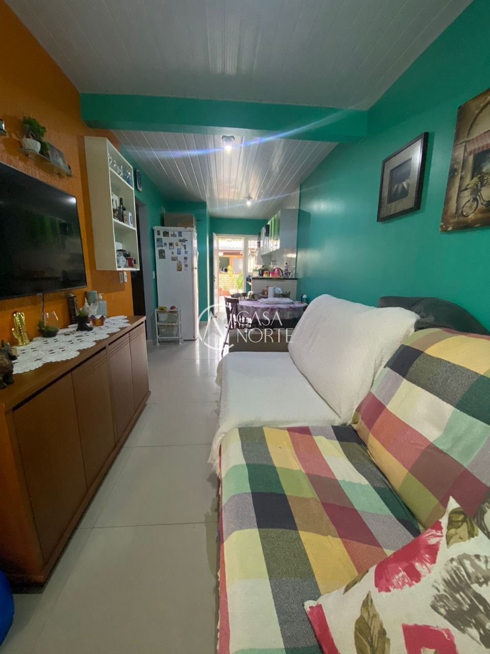 Casa à venda com 2 quartos, 60m², 2 vagas, Rua Padre Henrique Pauquet no bairro Hípica em Porto Alegre