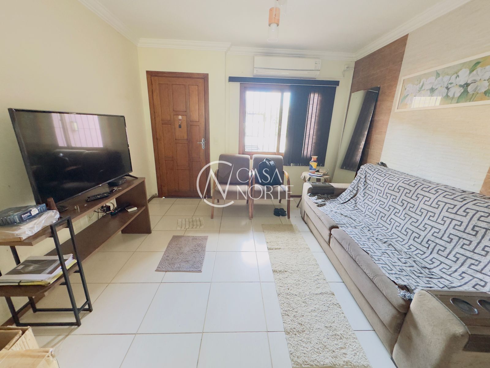 Sobrado à venda com 2 quartos, 96m², 1 suíte, 2 vagas, Rua Zuzu Angel no bairro Hípica em Porto Alegre