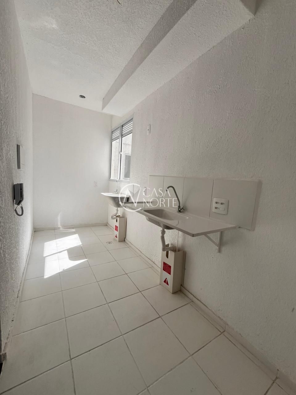 Apartamento à venda com 2 quartos, 40m², 1 vaga, Rua Sabino Pereira Nunes no bairro Restinga em Porto Alegre