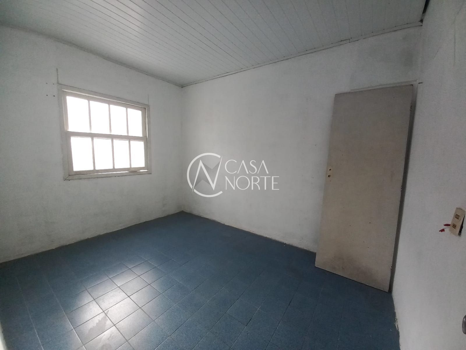 Casa à venda com 3 quartos, 160m², 1 suíte, 3 vagas, Avenida Celestino Bertolucci no bairro Aberta dos Morros em Porto Alegre