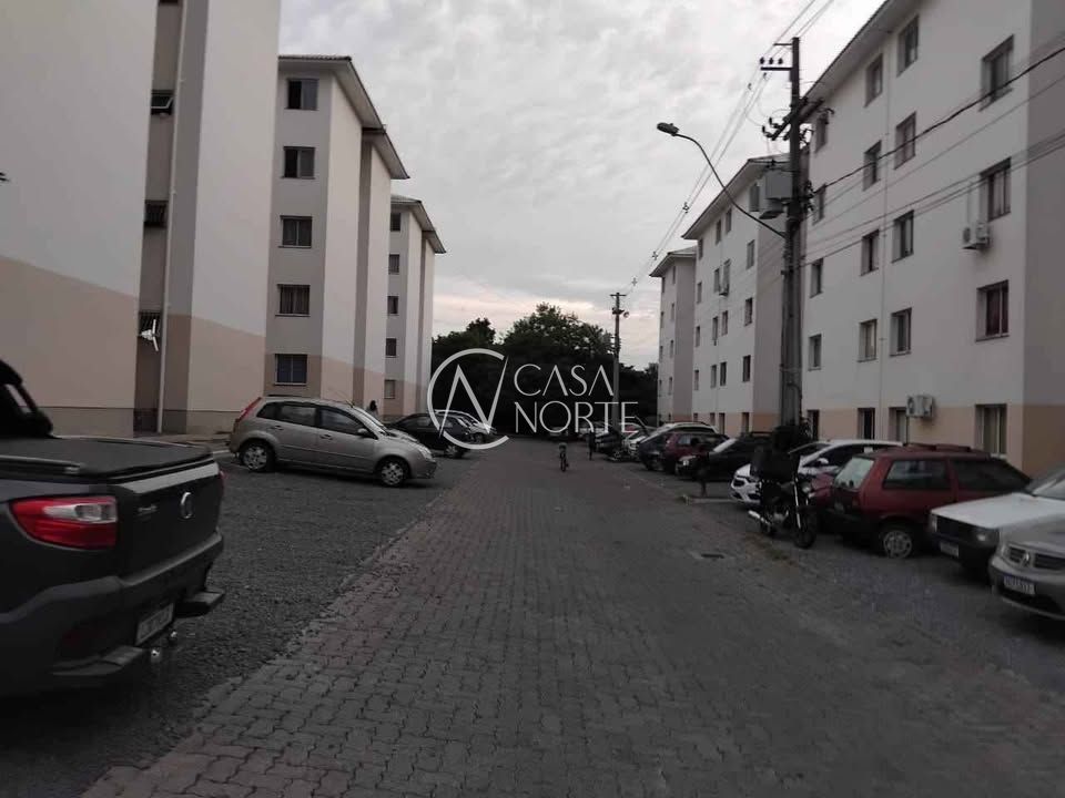 Apartamento à venda com 2 quartos, 52m², 1 vaga, Rua Sete Mil Cento e Noventa e Sete no bairro Restinga em Porto Alegre