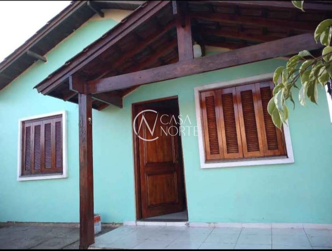 Casa à venda com 2 quartos, 70m², 2 vagas, Rua Elvira Dendena no bairro Hípica em Porto Alegre