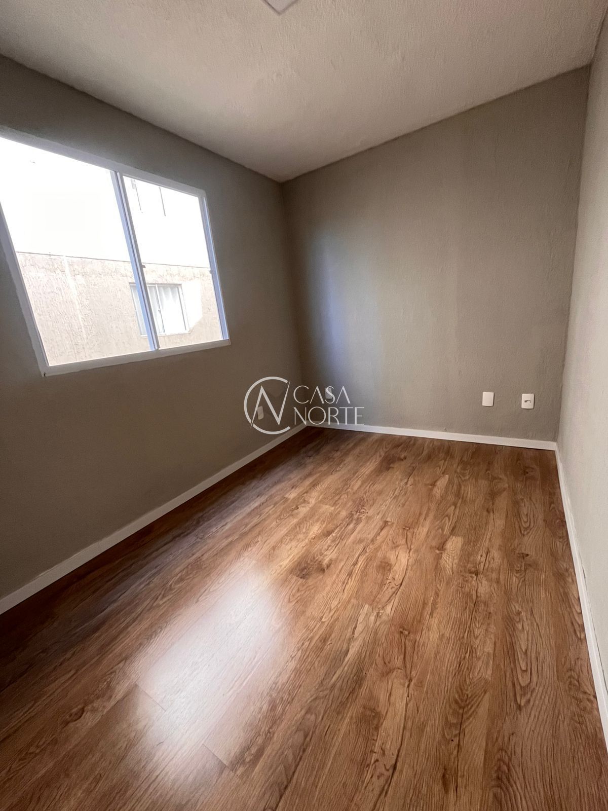 Apartamento à venda com 2 quartos, 41m², 1 vaga, Rua Sabino Pereira Nunes no bairro Restinga em Porto Alegre