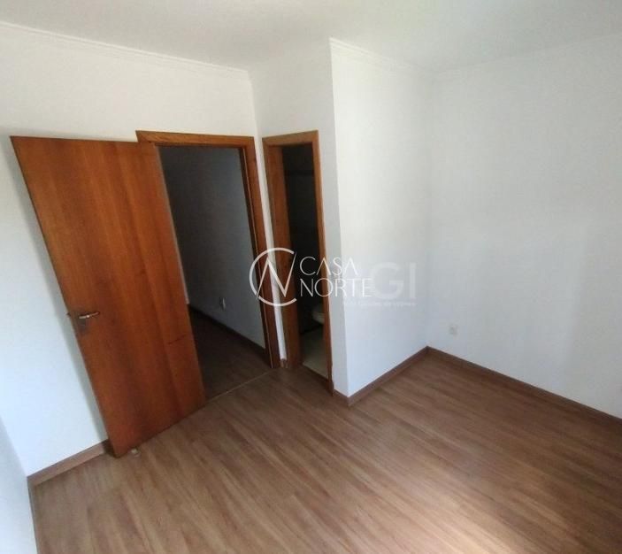 Sobrado à venda com 2 quartos, 83m², 2 suítes, 1 vaga, Rua Izar Faria Correa Sant'anna no bairro Hípica em Porto Alegre